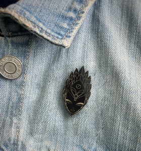Kkachi Pin Black/Gold (Unsigned)